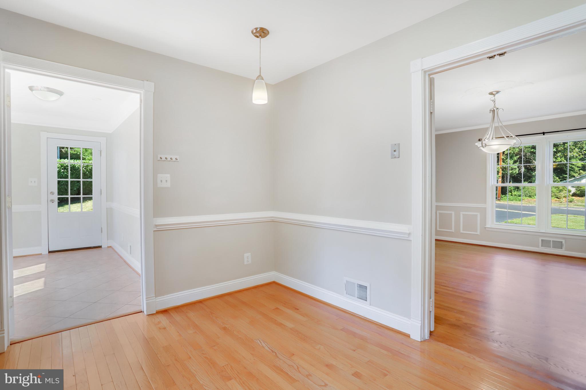 7224 VAN NESS CT