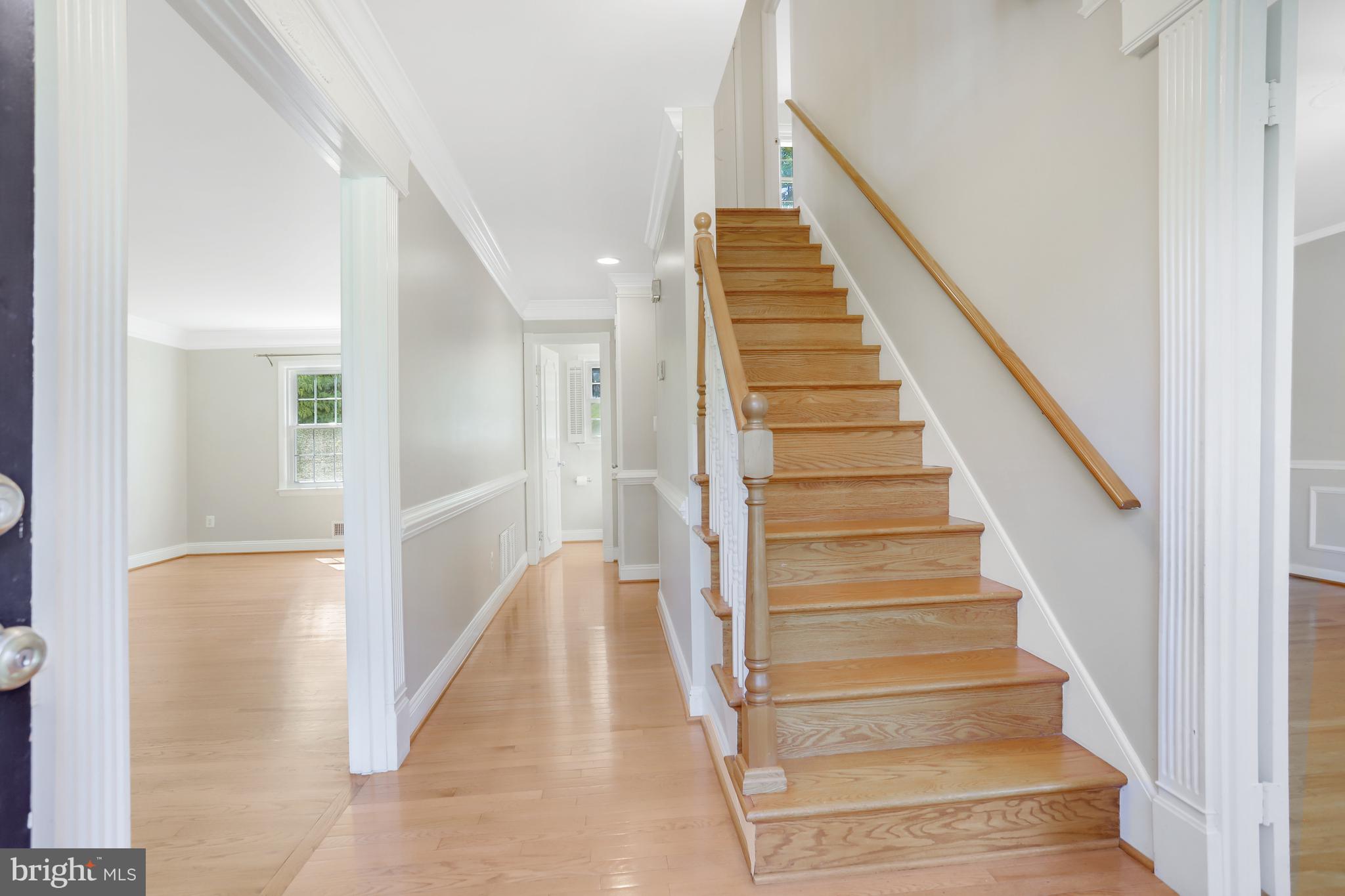 7224 VAN NESS CT