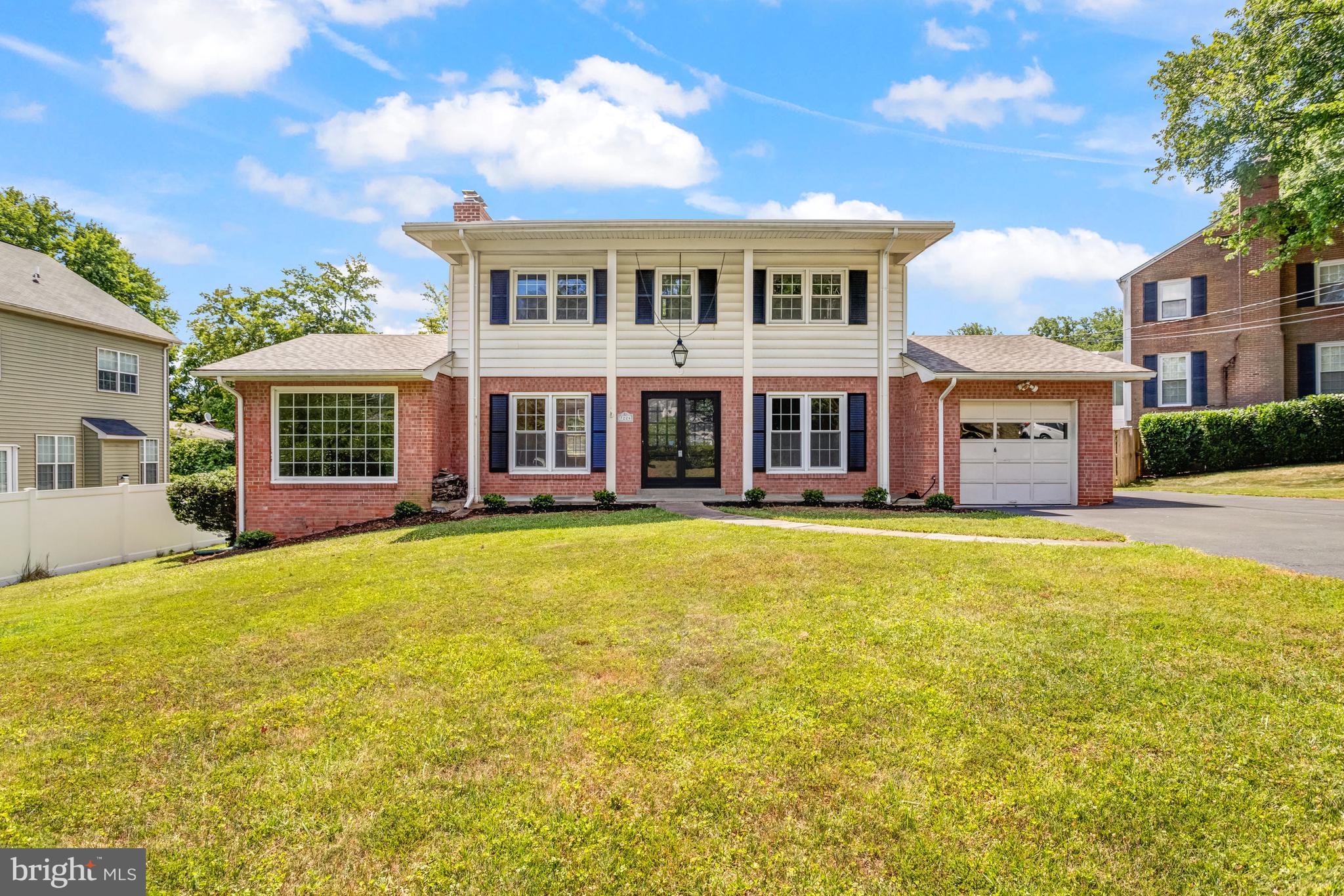 7224 VAN NESS CT