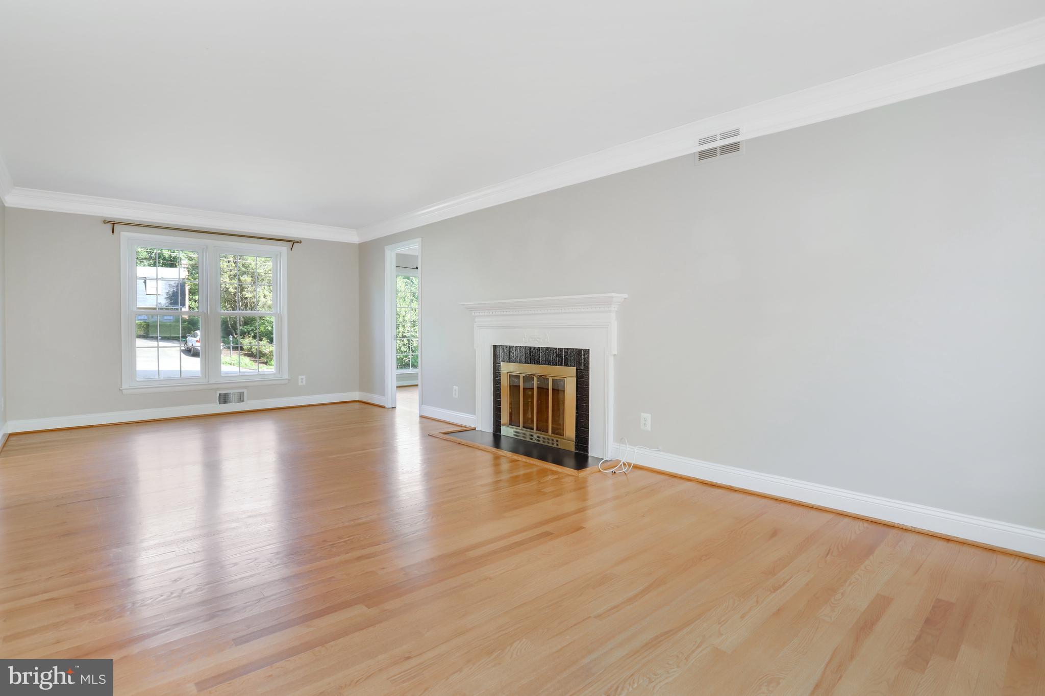 7224 VAN NESS CT