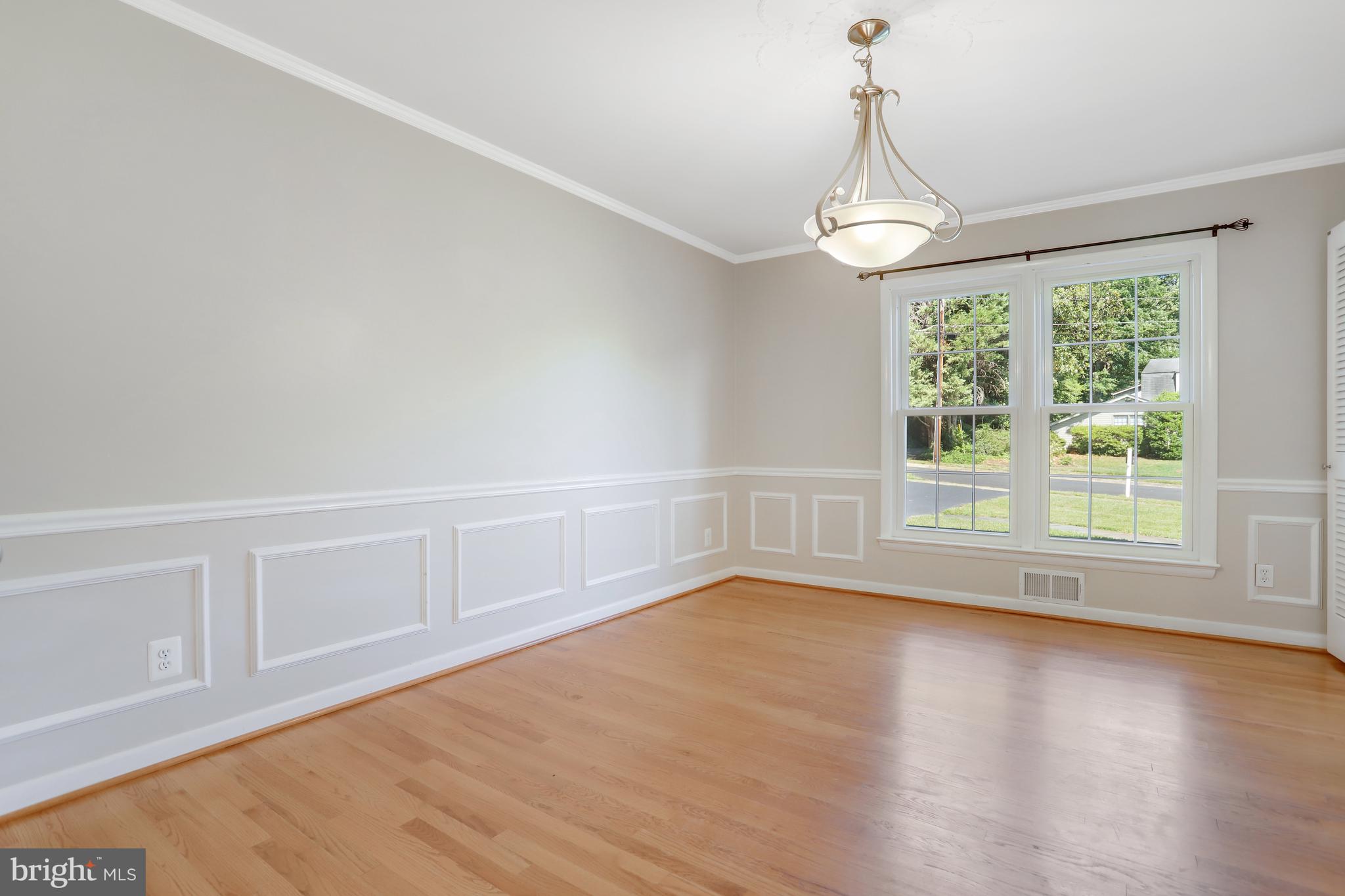 7224 VAN NESS CT