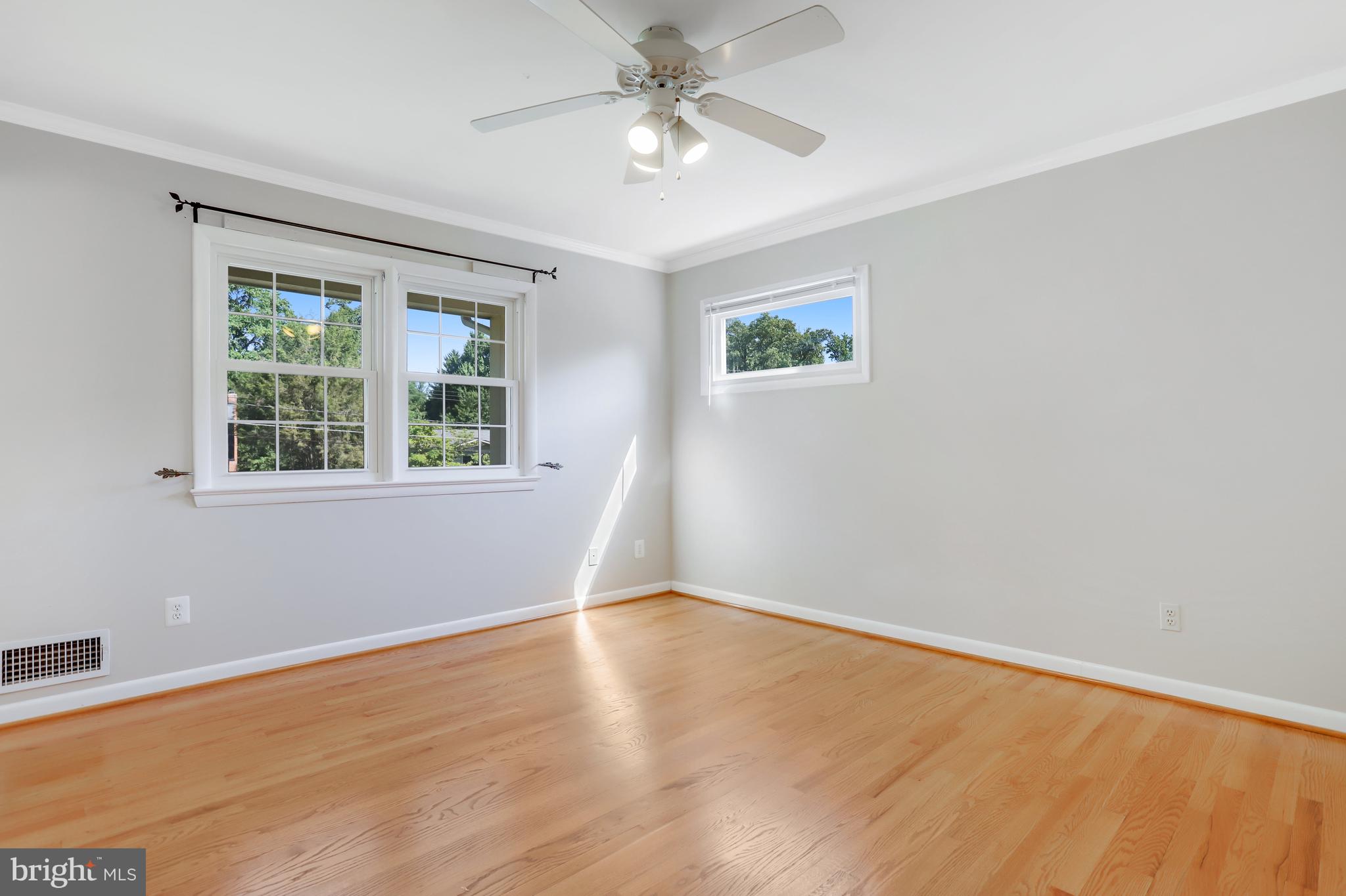 7224 VAN NESS CT