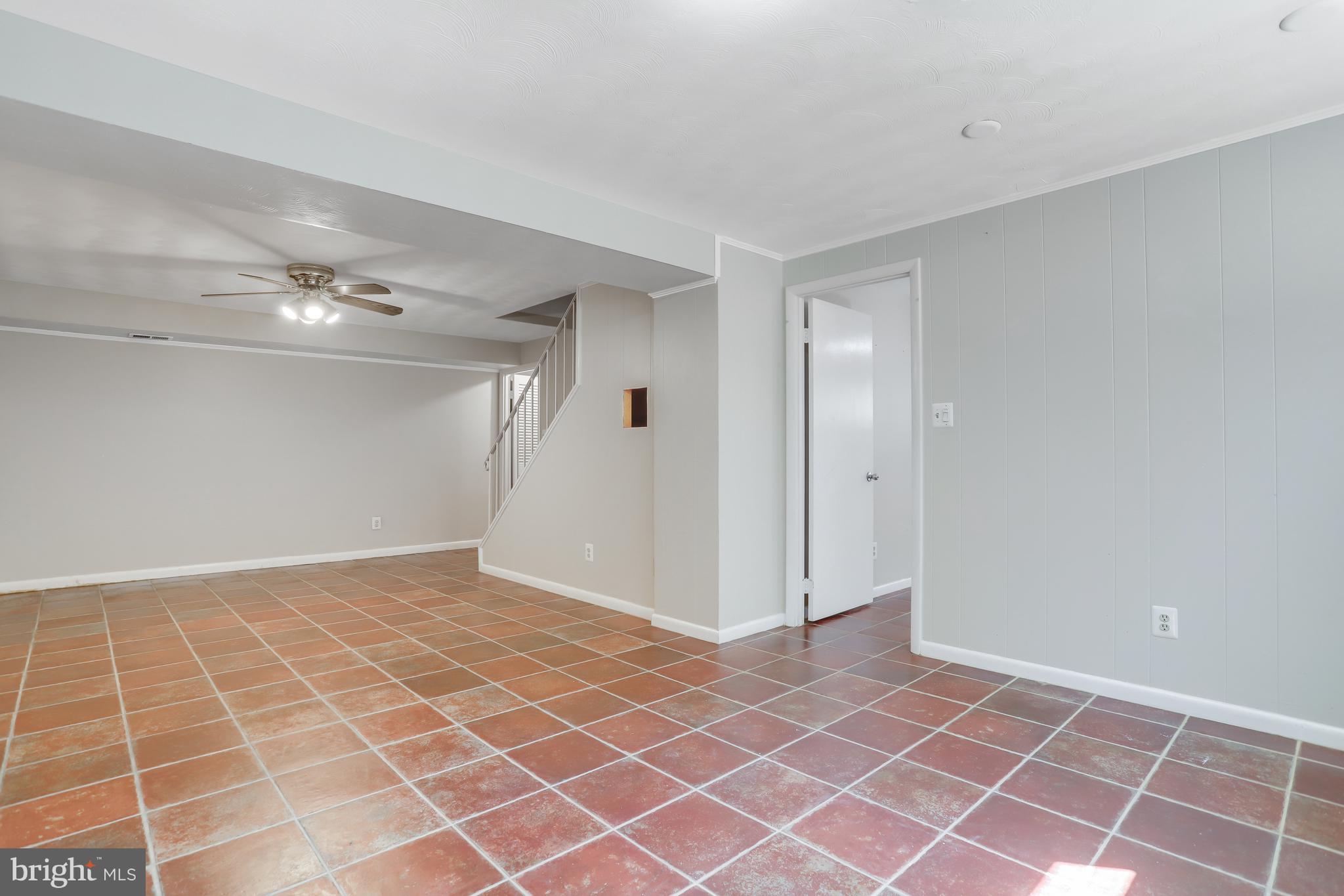 7224 VAN NESS CT