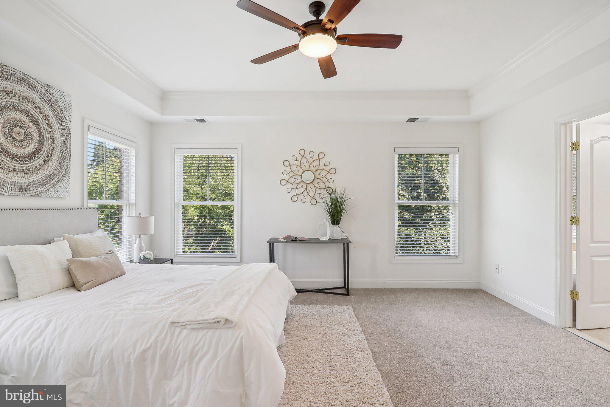 519 Hollingsworth Ter