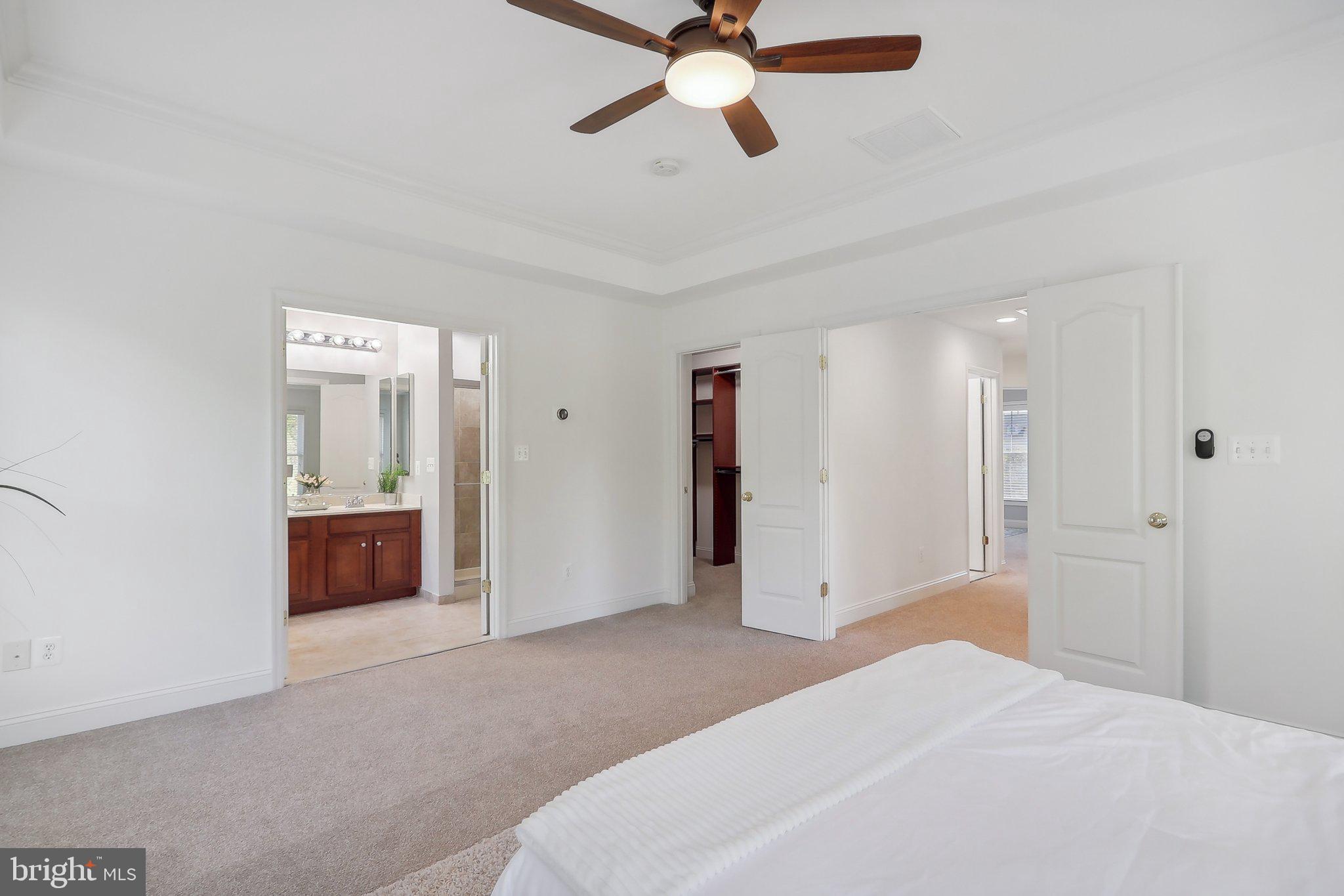 519 Hollingsworth Ter