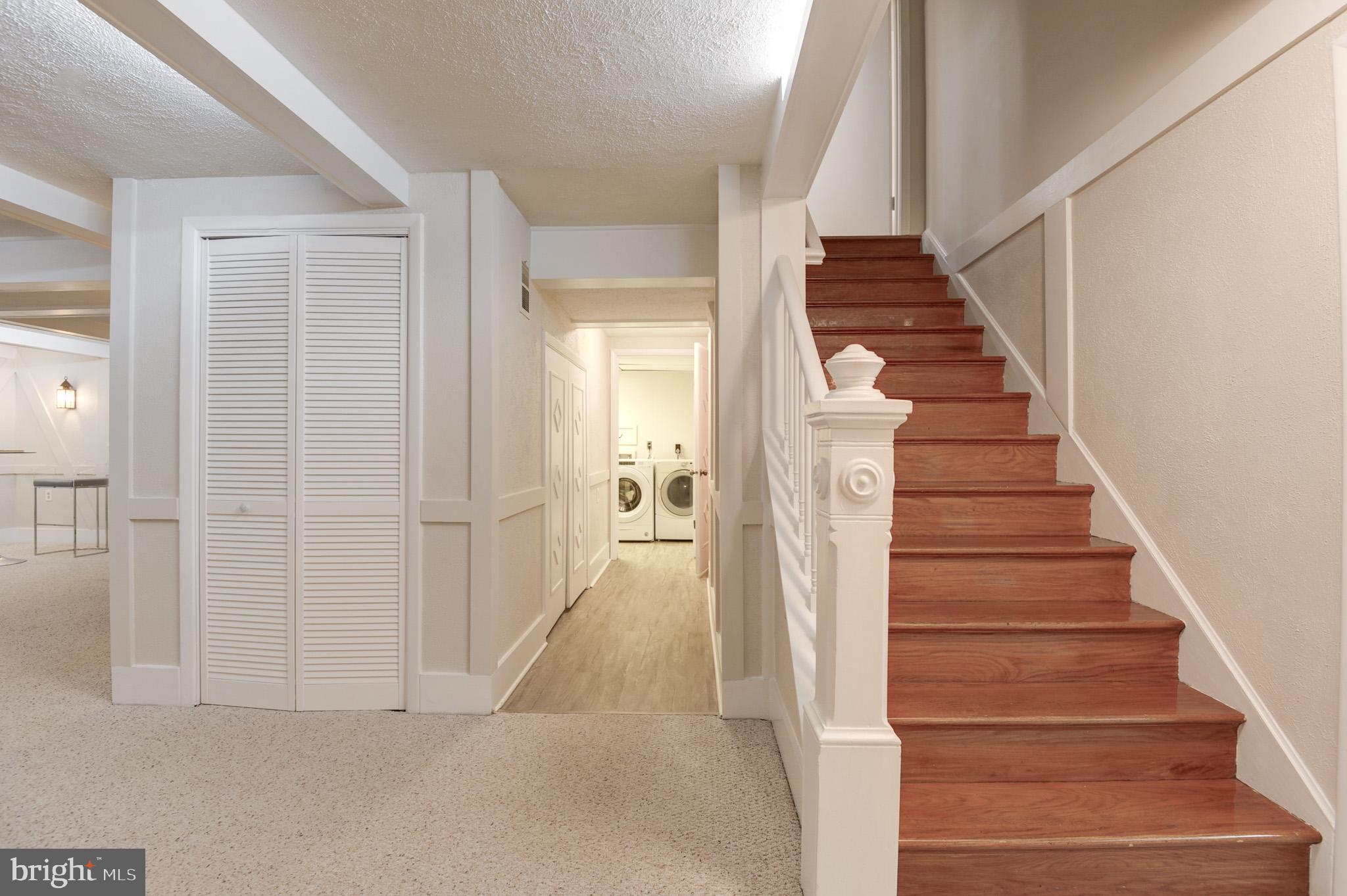 2500 E Meredith Dr