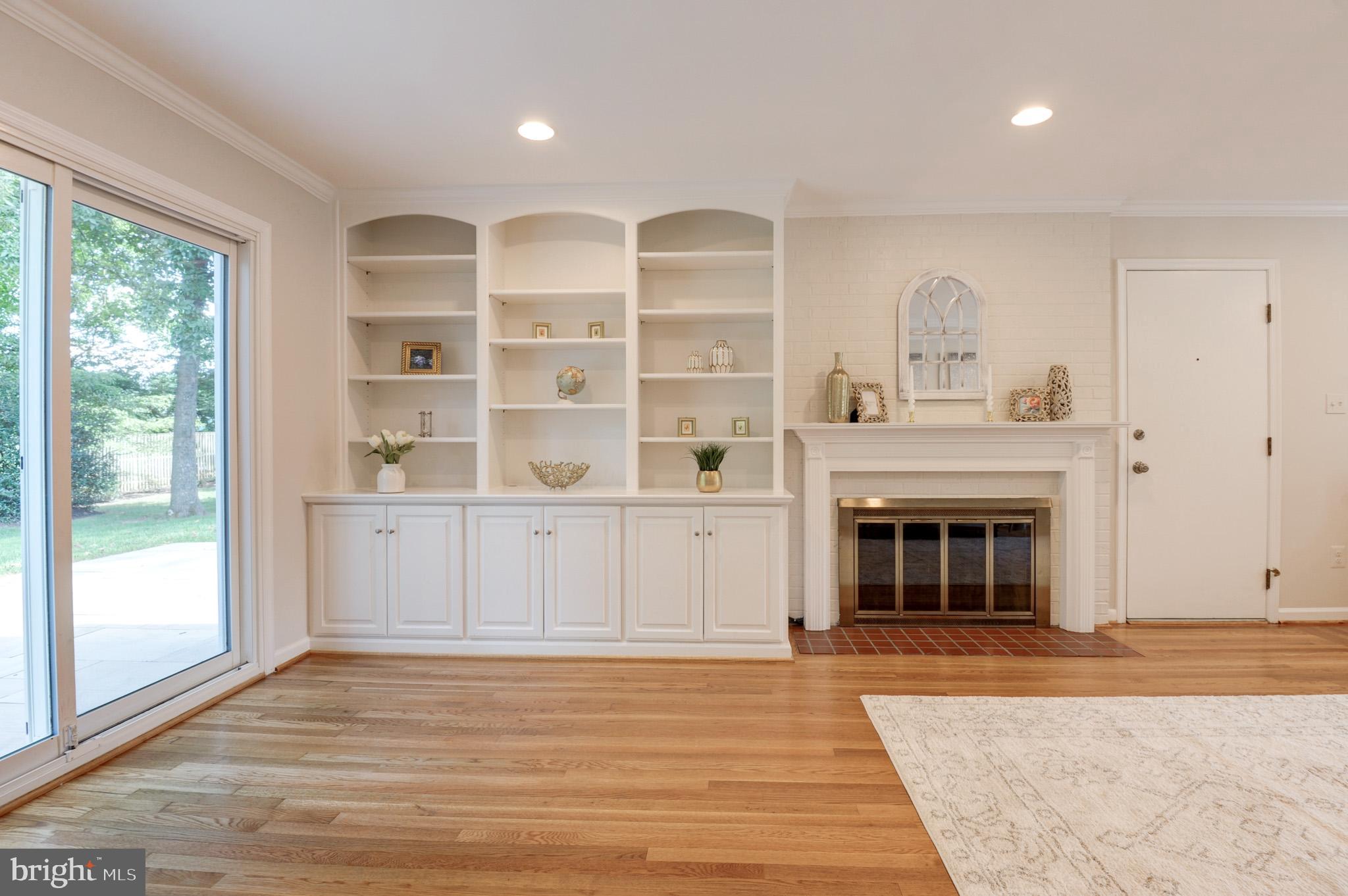 2500 E Meredith Dr
