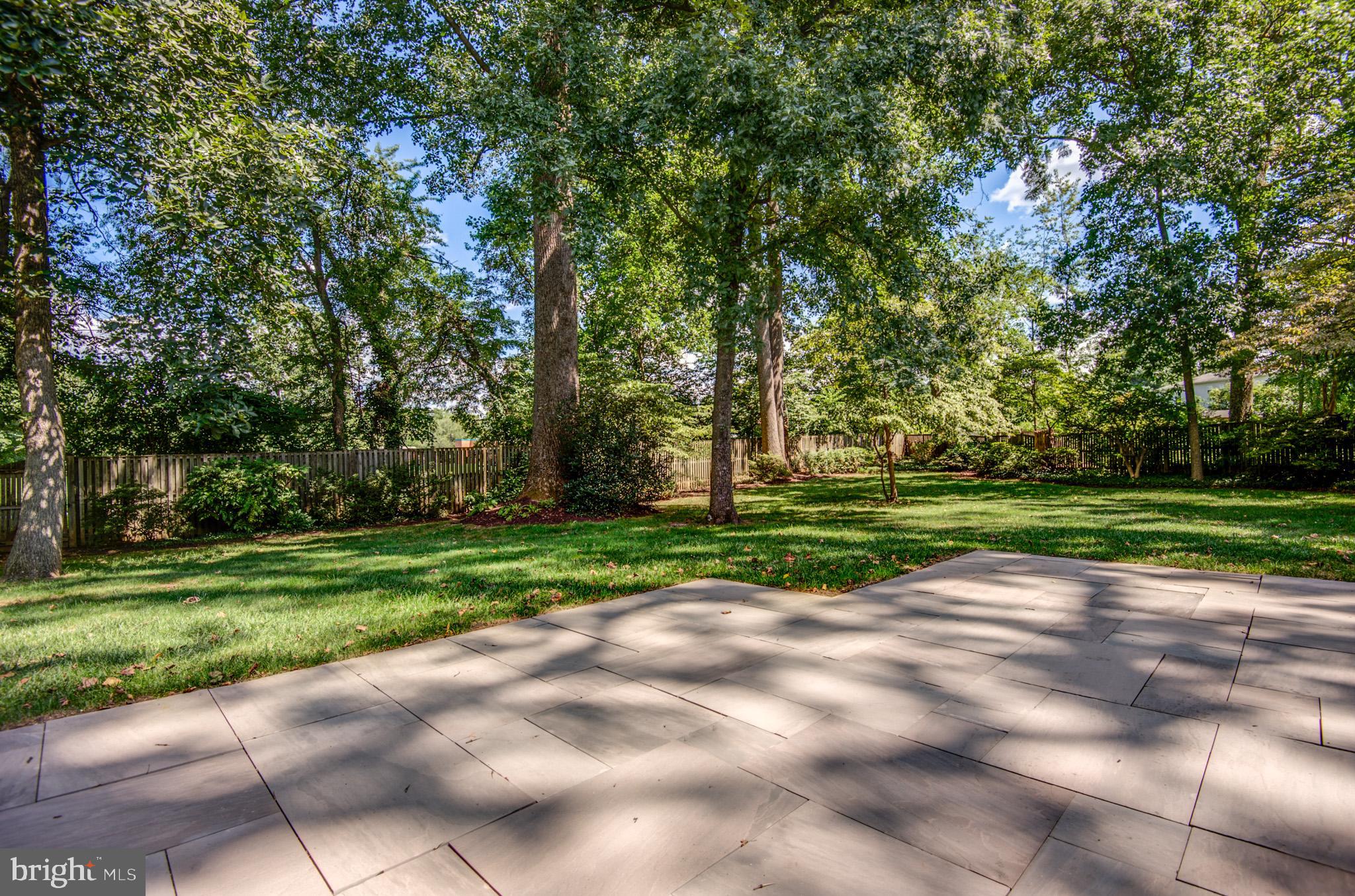 2500 E Meredith Dr