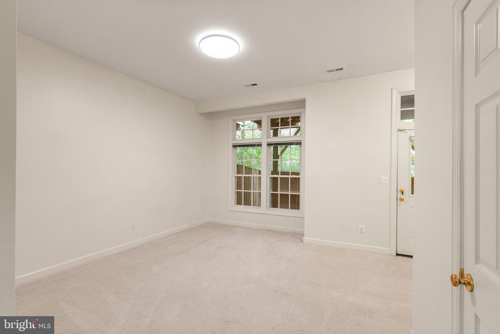 6635 Debra Lu Way