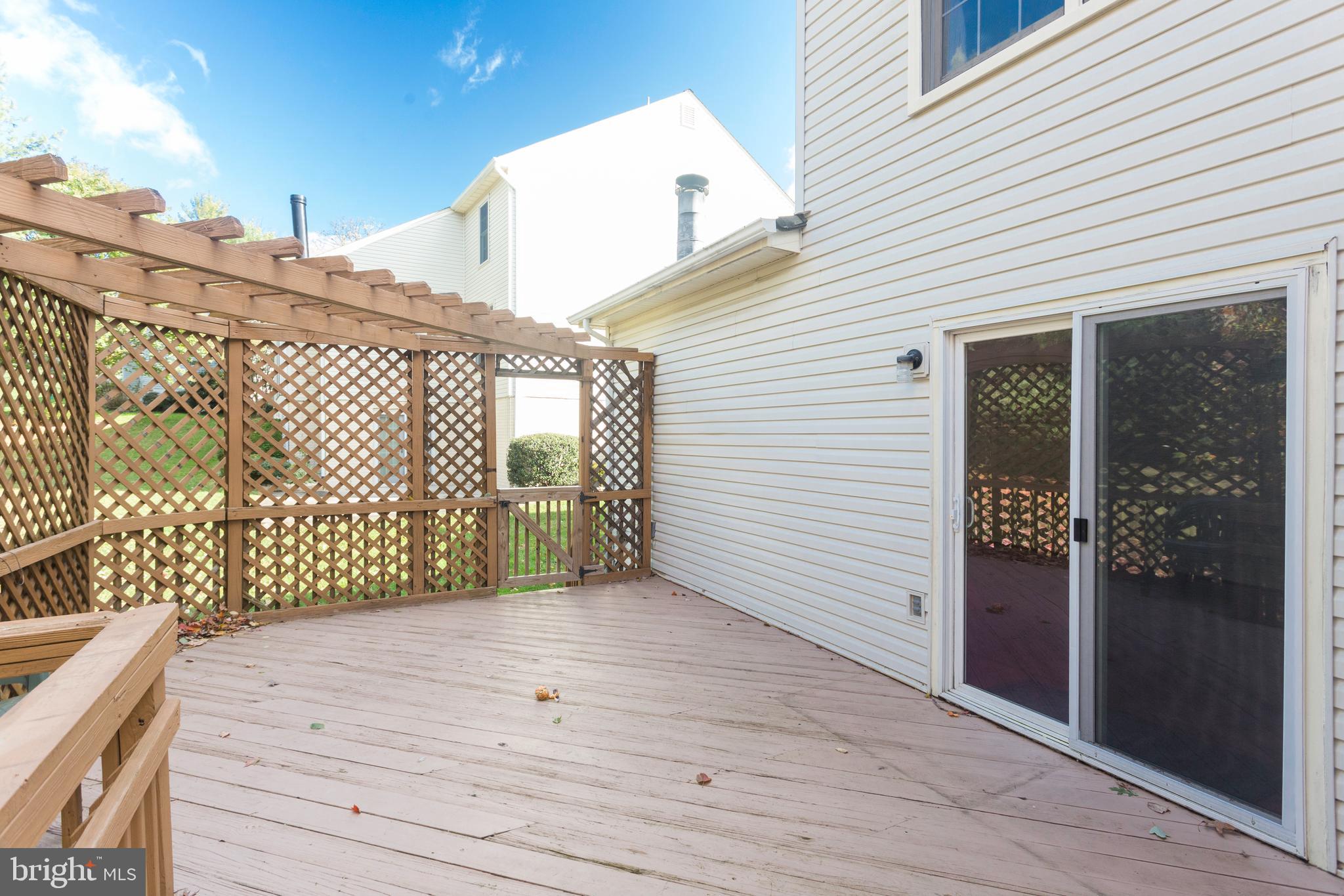 2100 ROBIN WAY CT