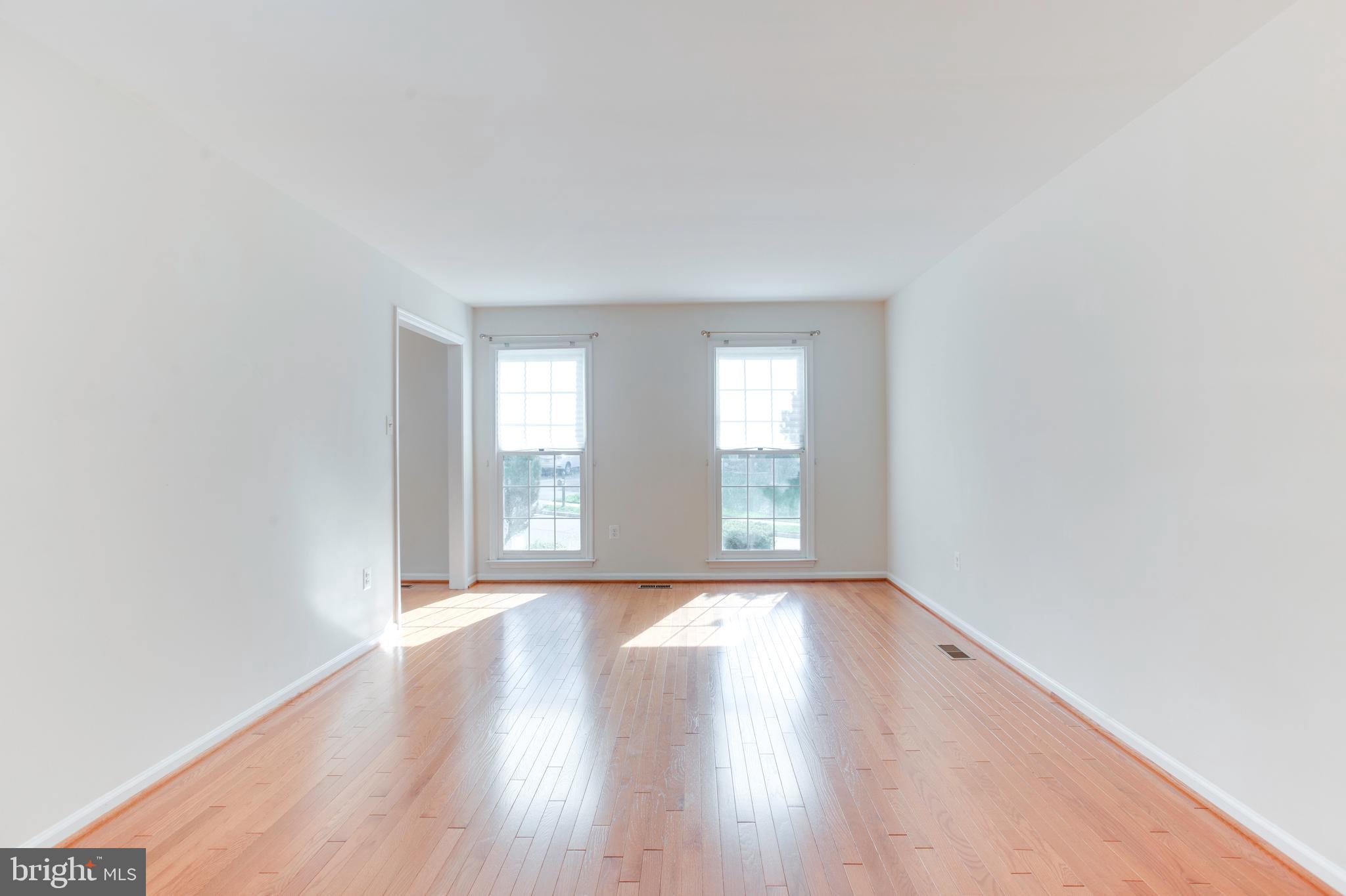 2100 ROBIN WAY CT