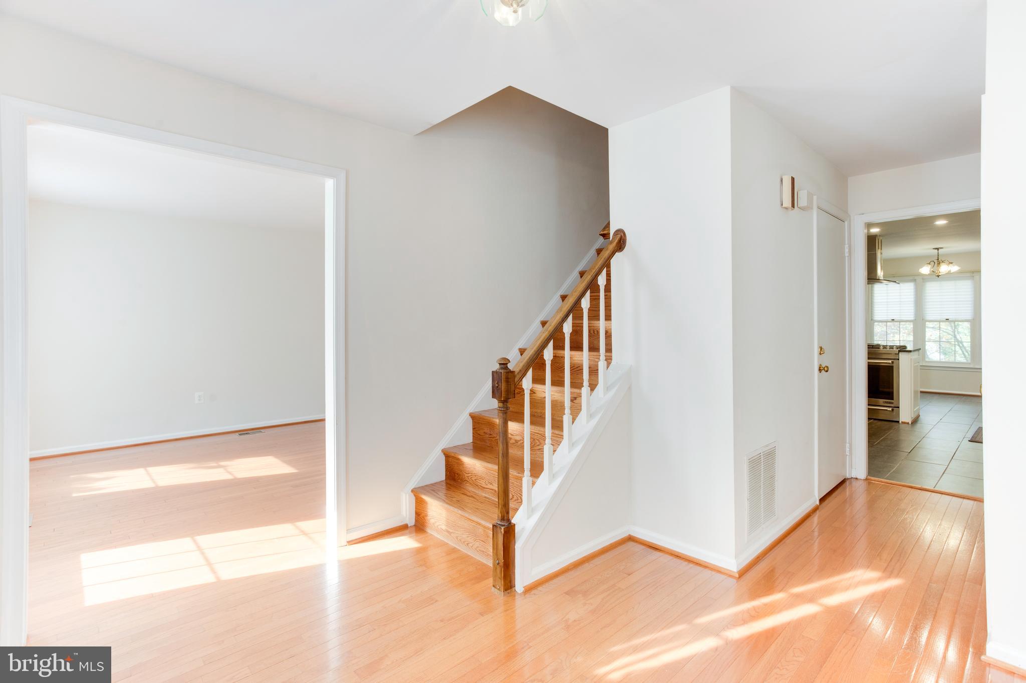 2100 ROBIN WAY CT