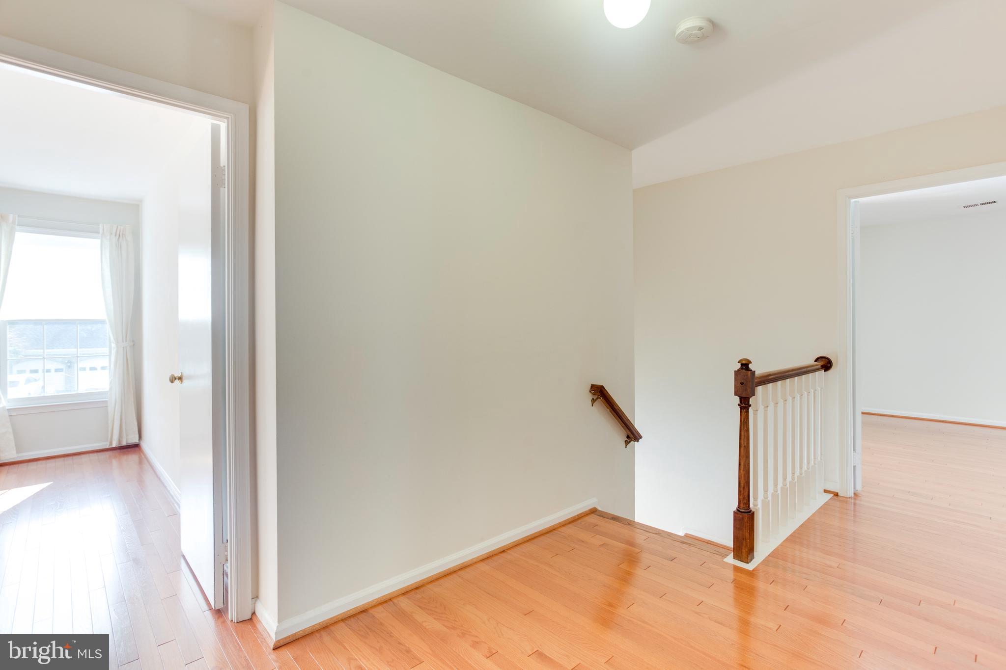 2100 ROBIN WAY CT