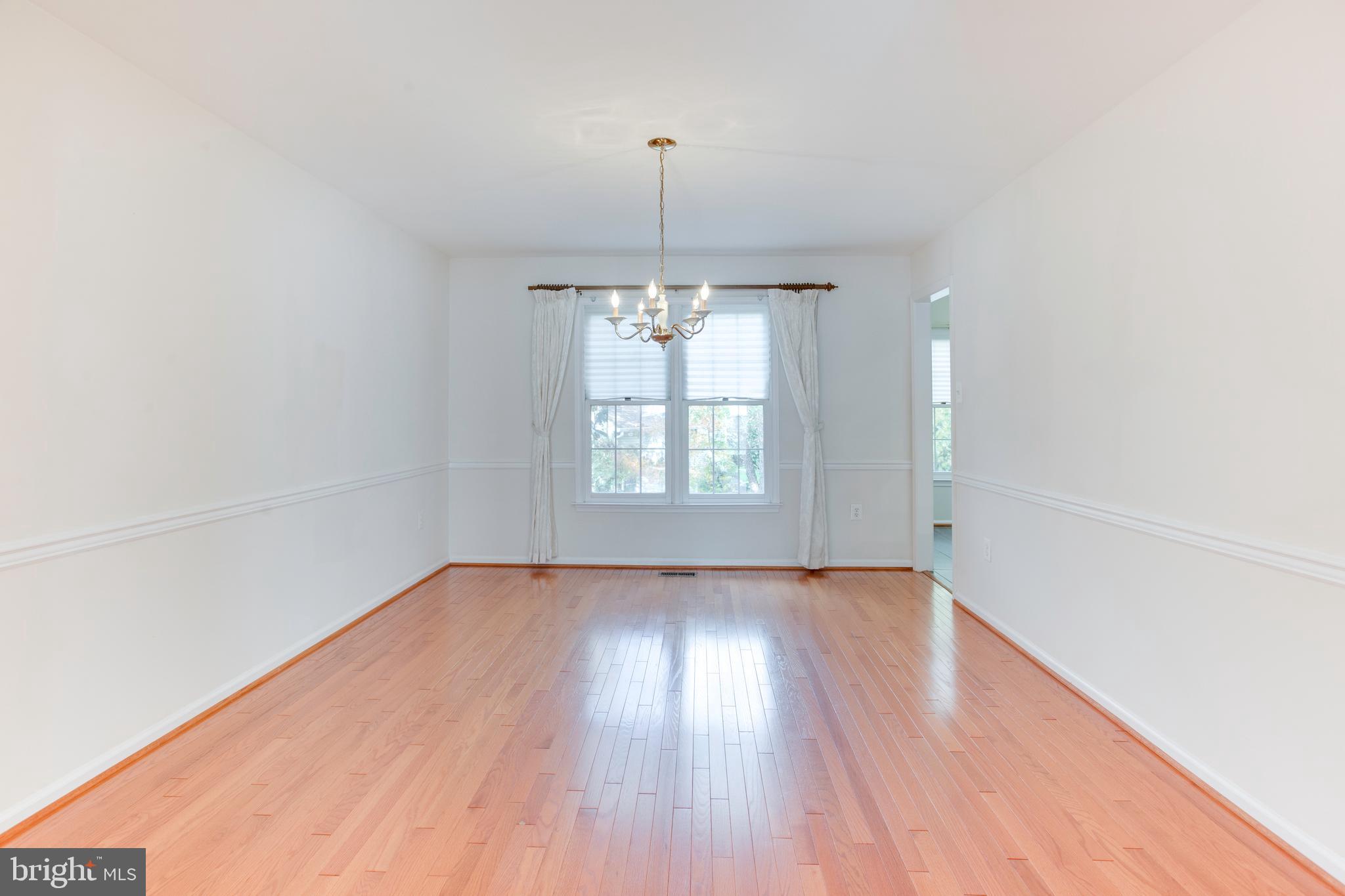 2100 ROBIN WAY CT