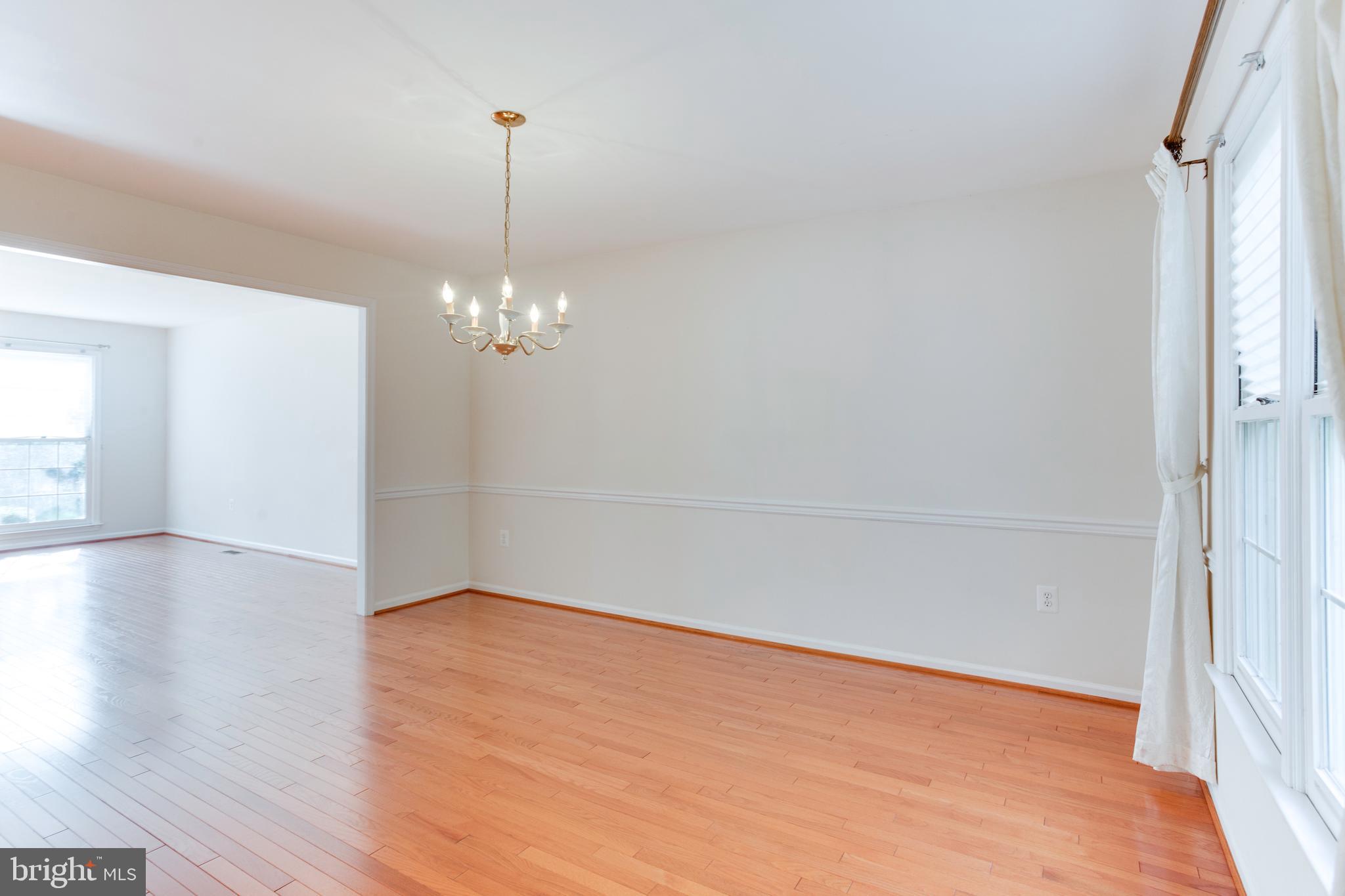 2100 ROBIN WAY CT