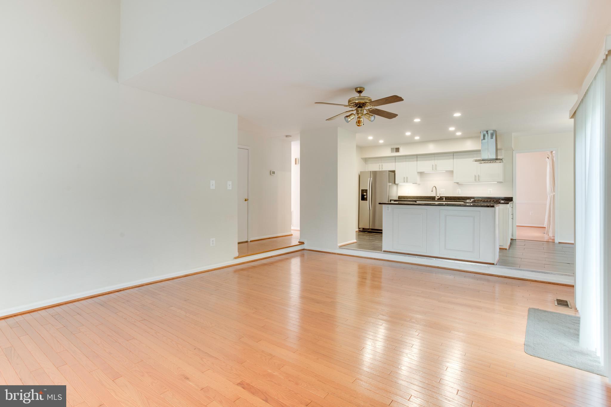 2100 ROBIN WAY CT