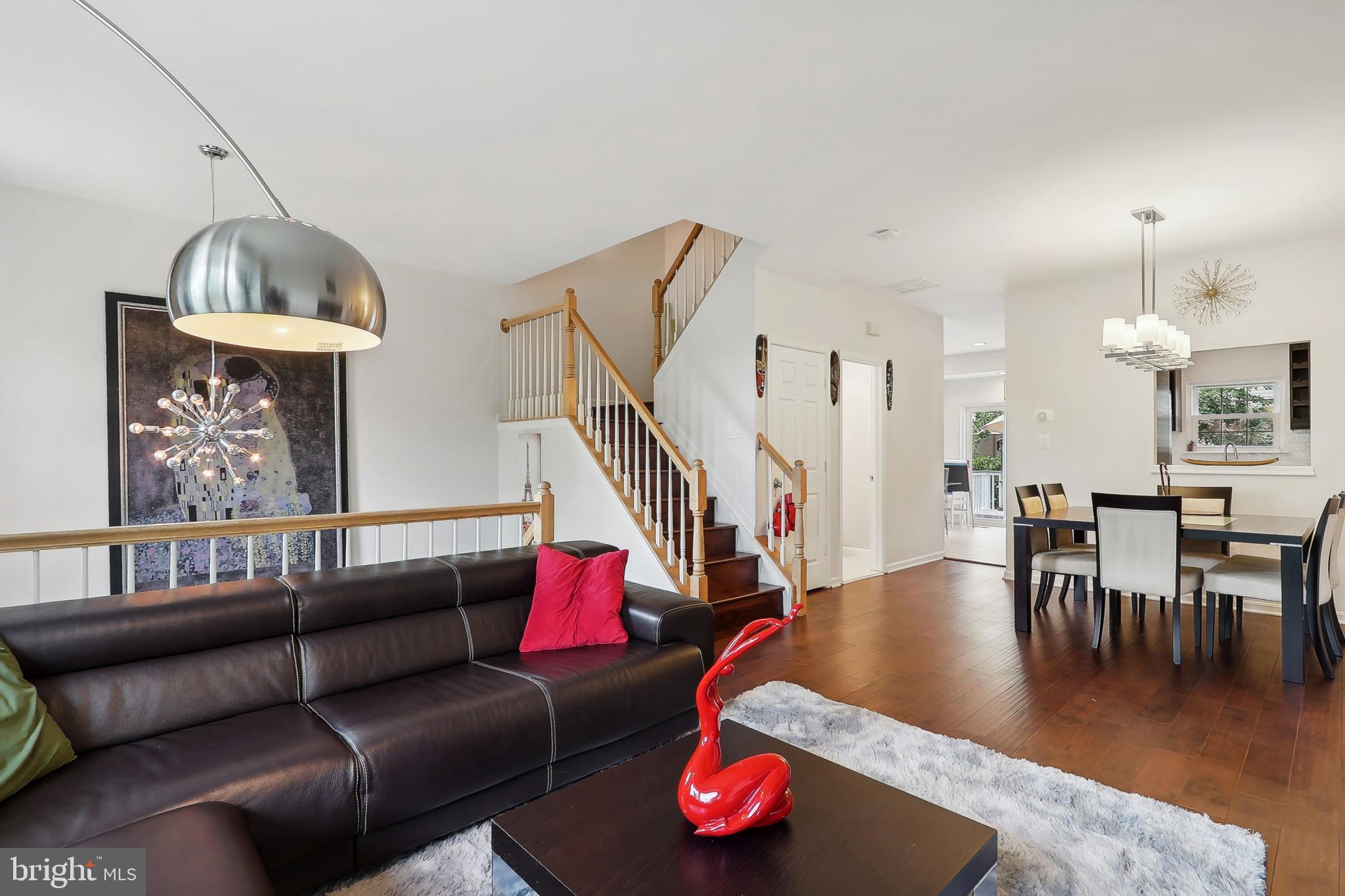 2490 Clover Field Cir