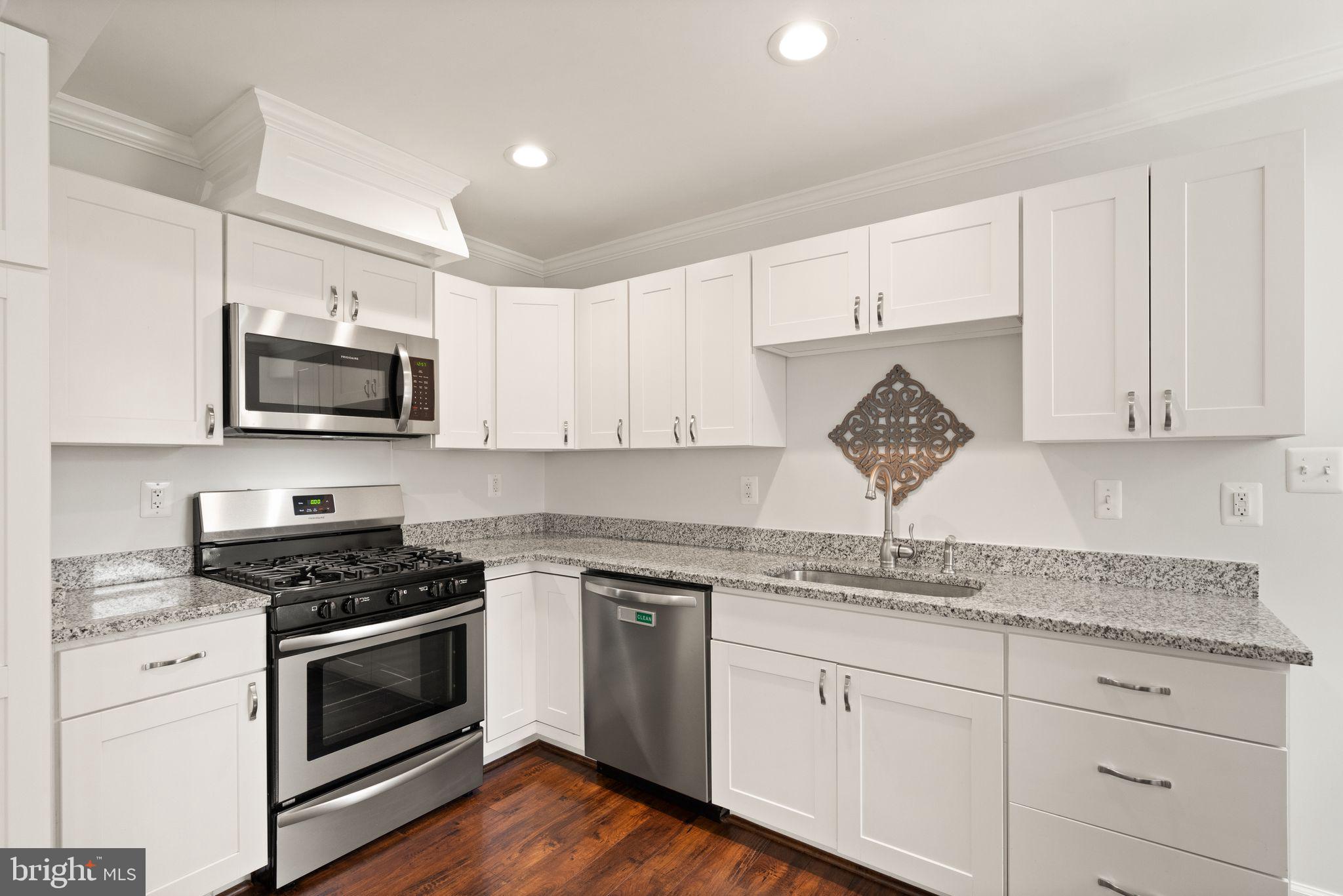 4011 Novar Dr