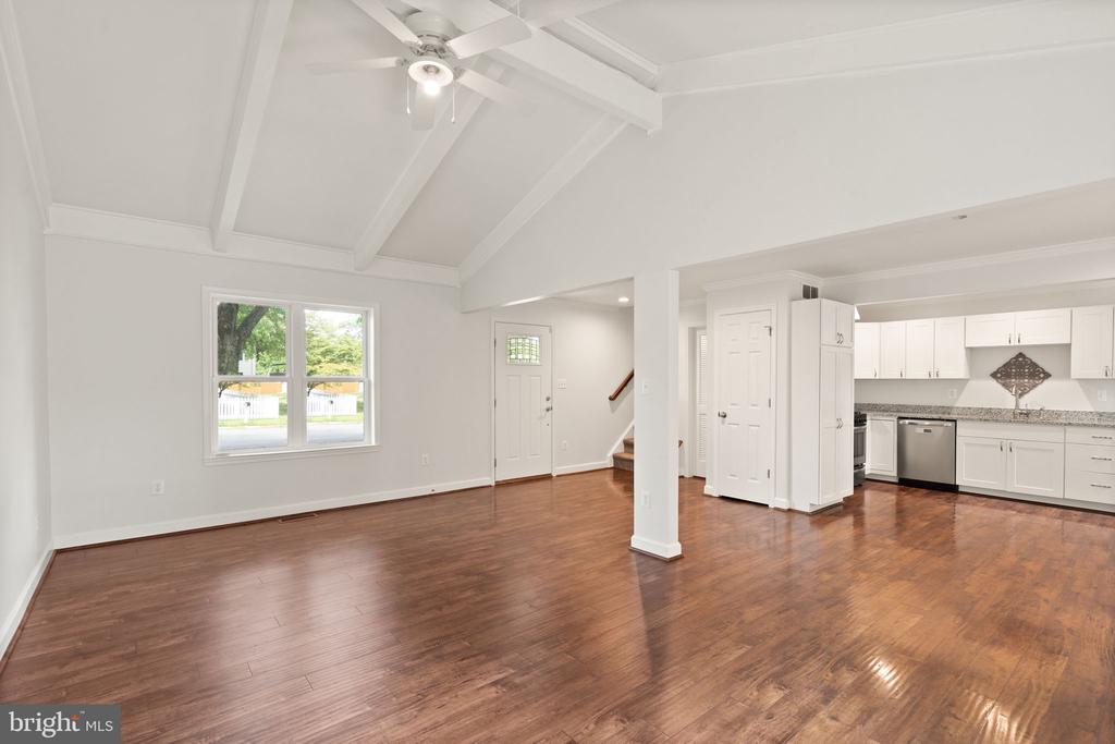 4011 Novar Dr