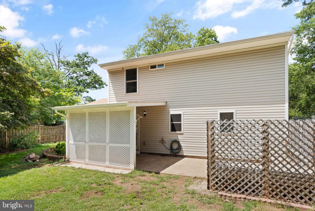 4011 Novar Dr