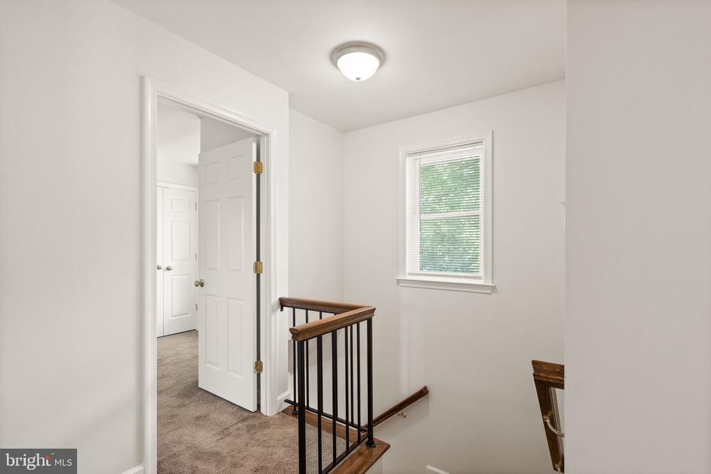 4011 Novar Dr