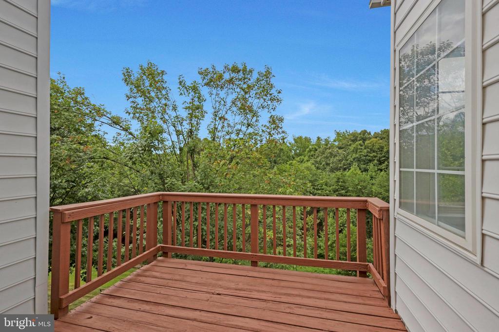 5270 KESTREL CROSSING DR