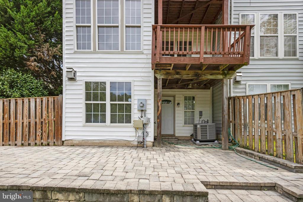 5270 KESTREL CROSSING DR