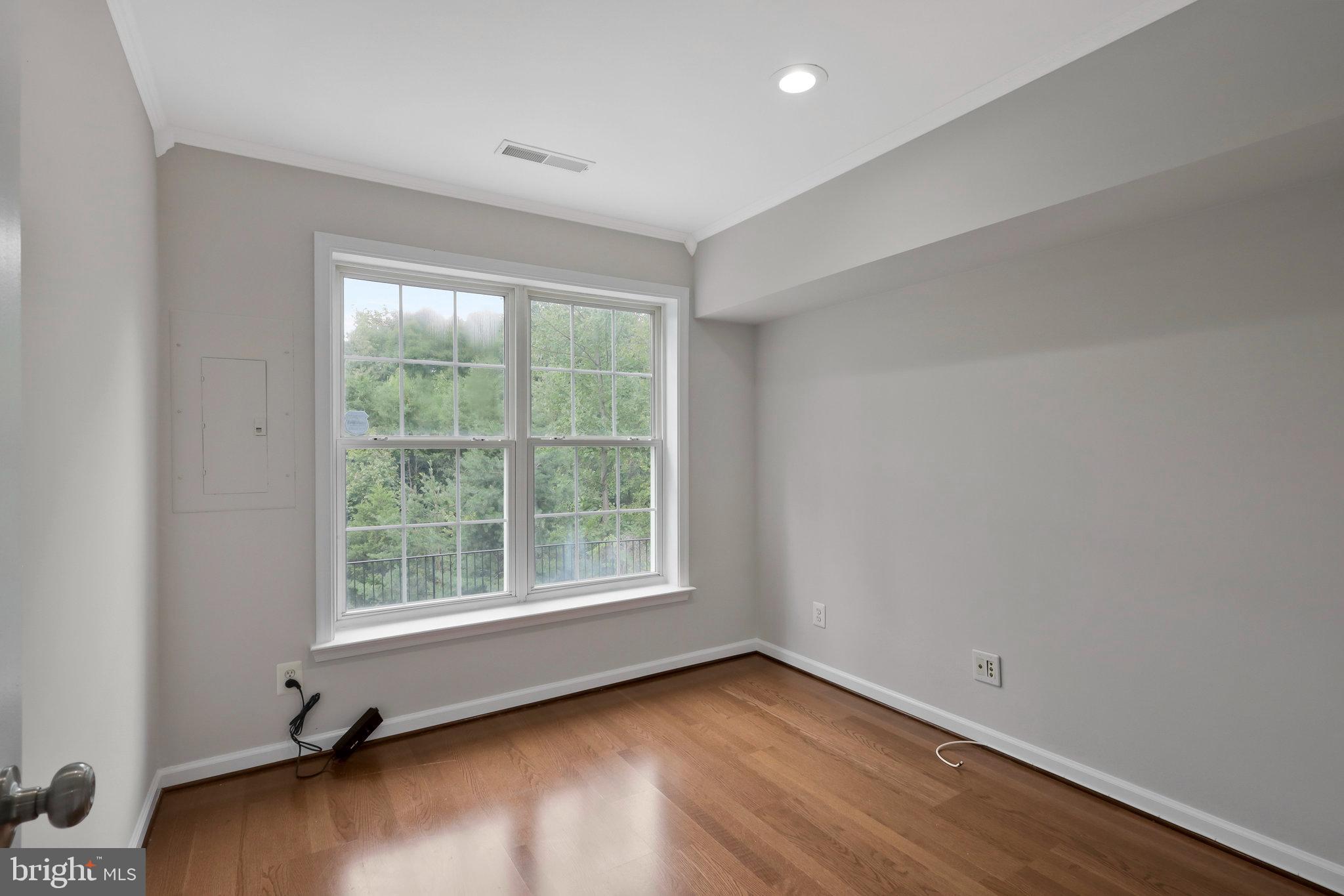 5270 KESTREL CROSSING DR