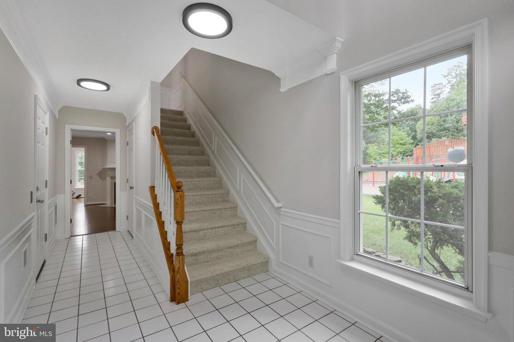 5270 KESTREL CROSSING DR