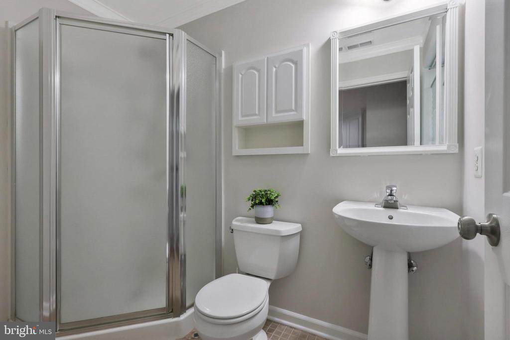 5270 KESTREL CROSSING DR