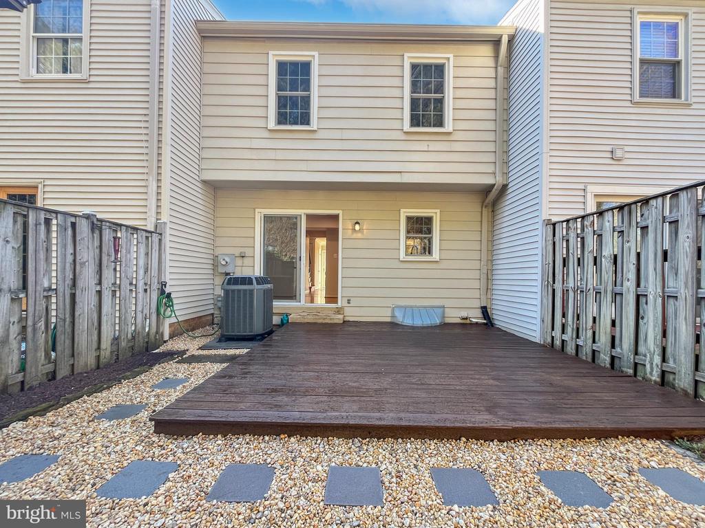 2903 Cashel Ln