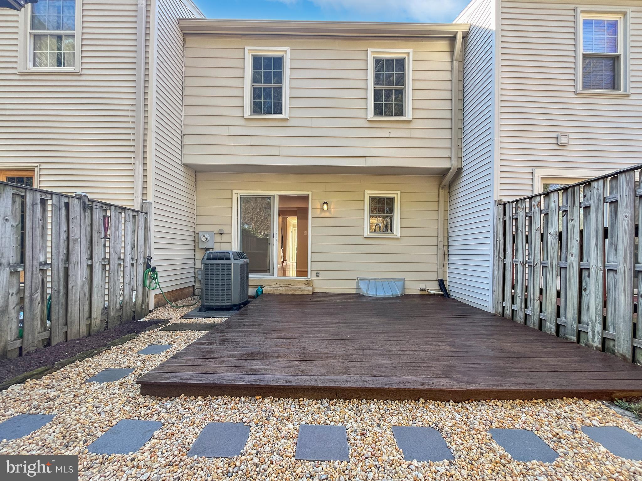 2903 Cashel Ln