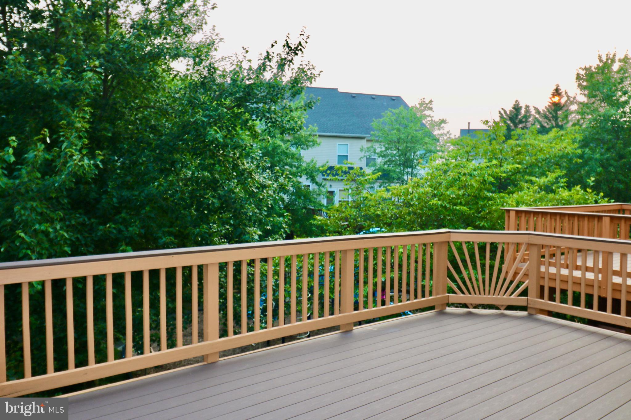 2551 JAMES MADISON CIR