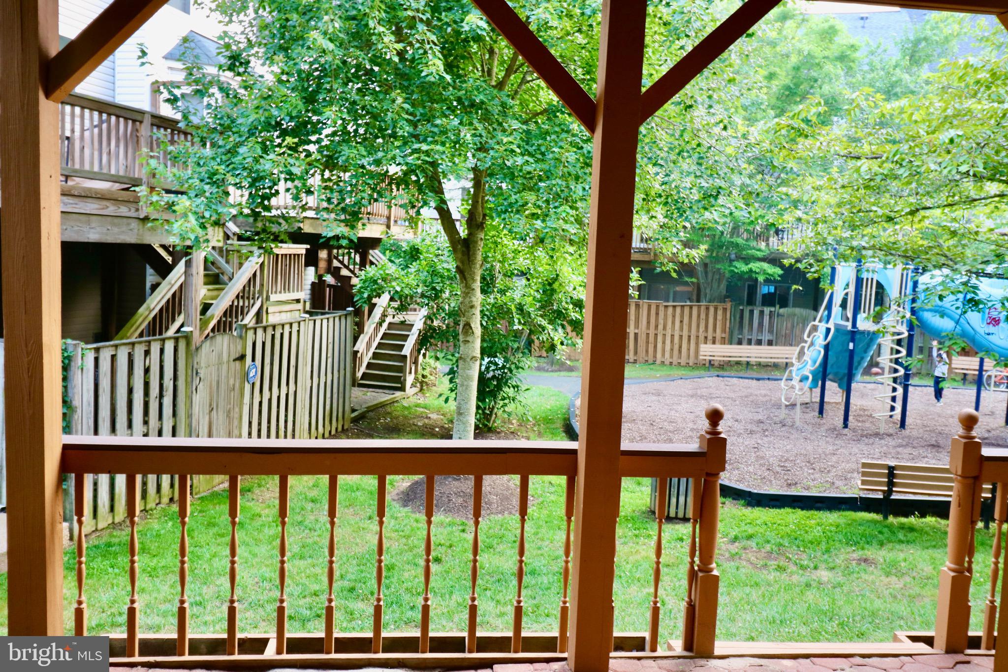2551 JAMES MADISON CIR