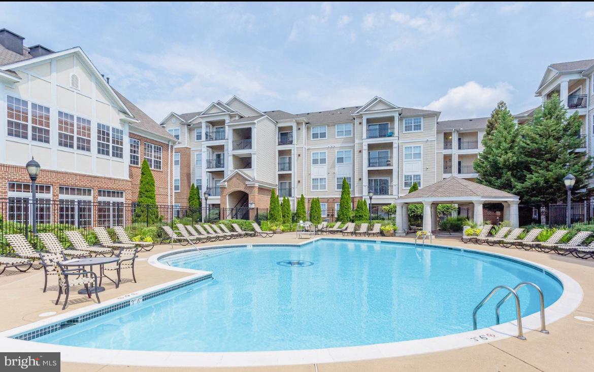 12909 CENTRE PARK CIR #103
