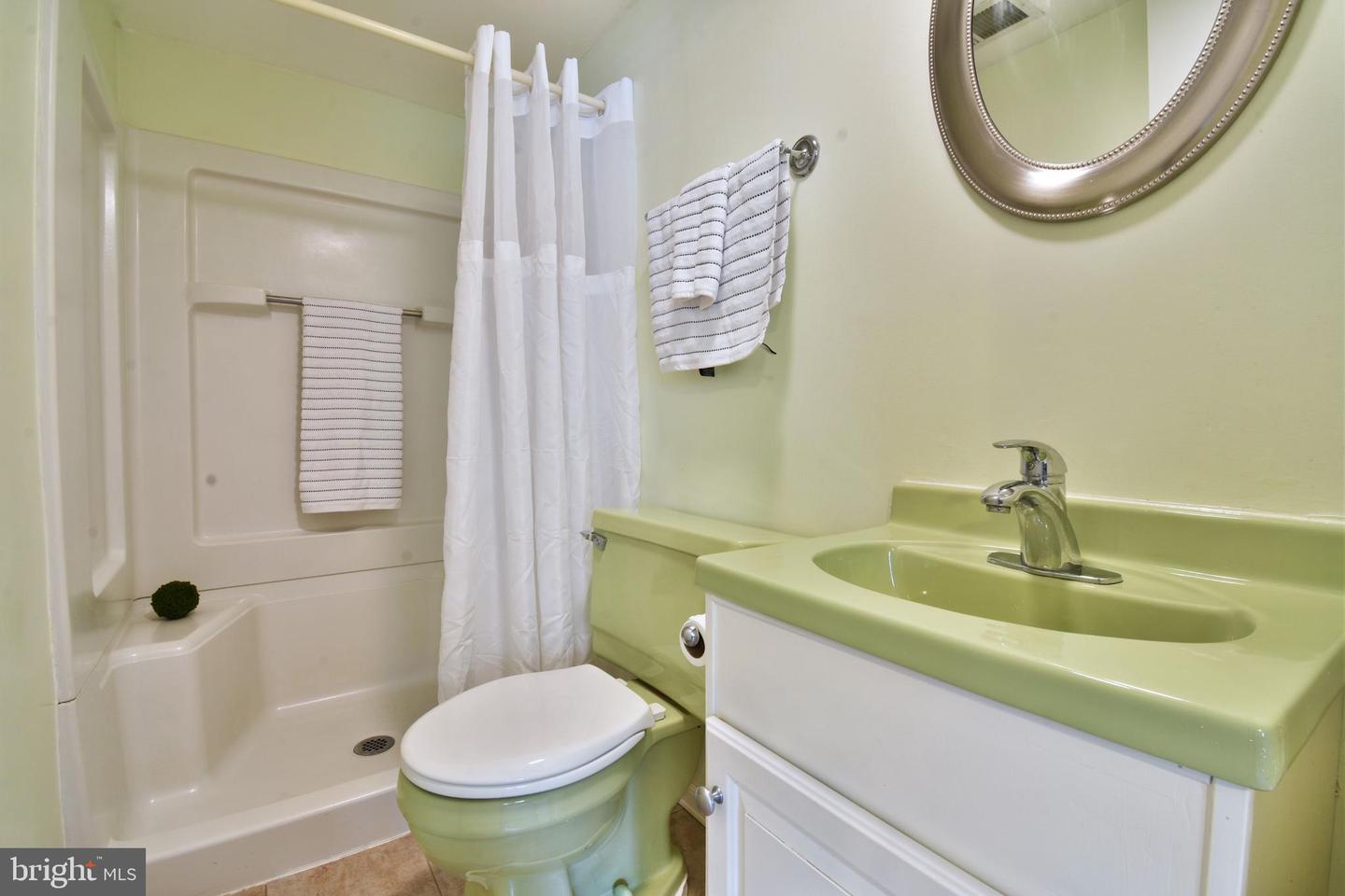 9105 Wax Myrtle Ct