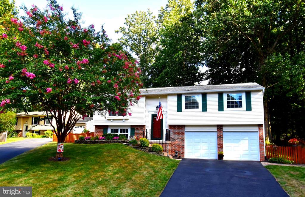 9105 Wax Myrtle Ct