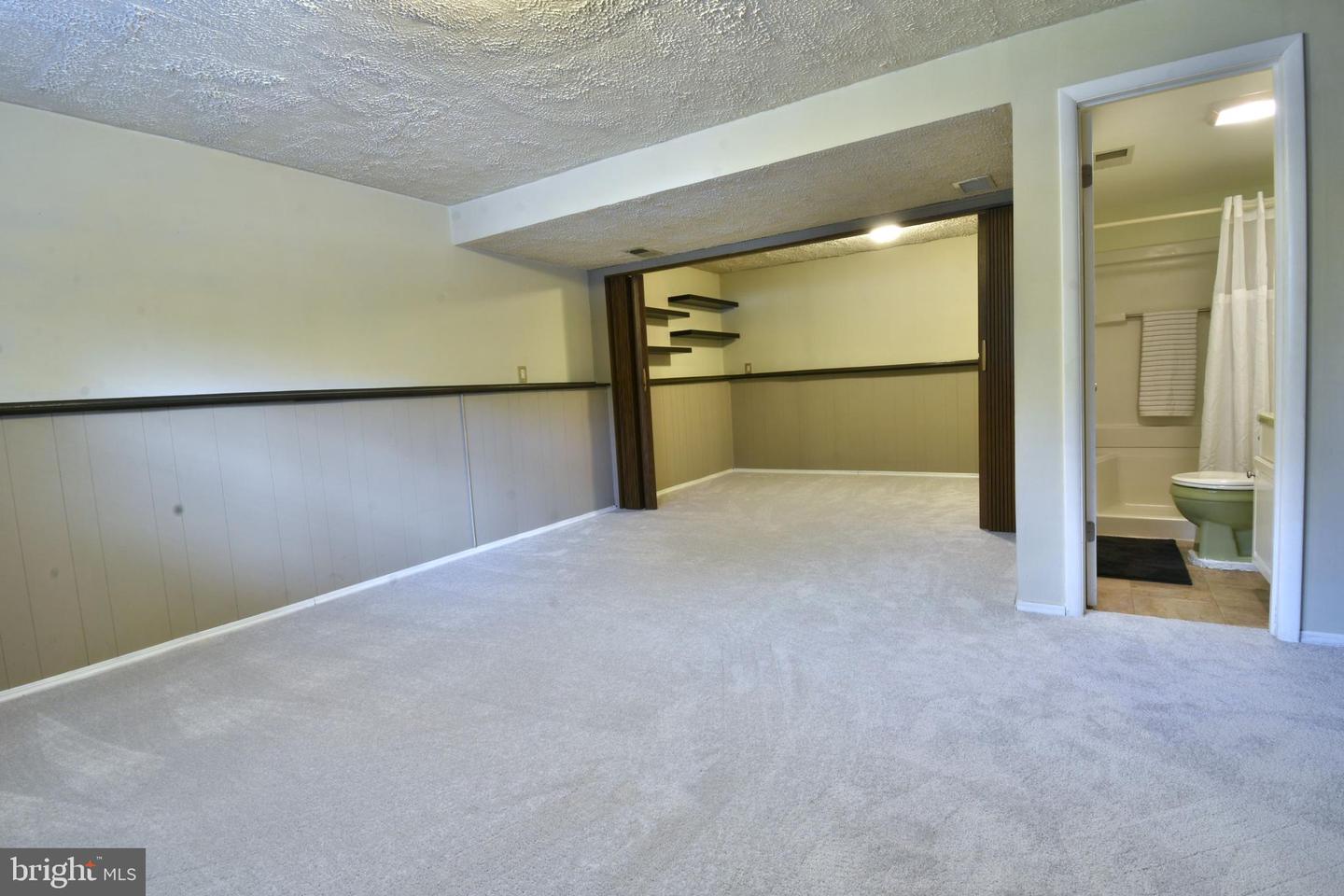 9105 Wax Myrtle Ct