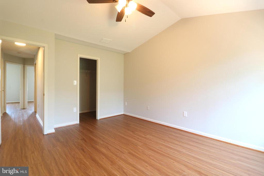 13219 FOX RIPPLE LN