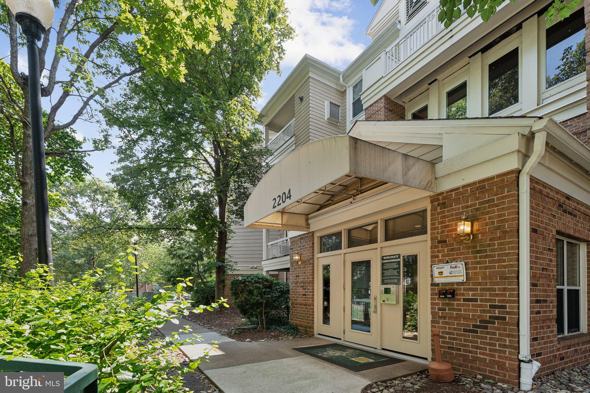 2204 Westcourt Ln #209