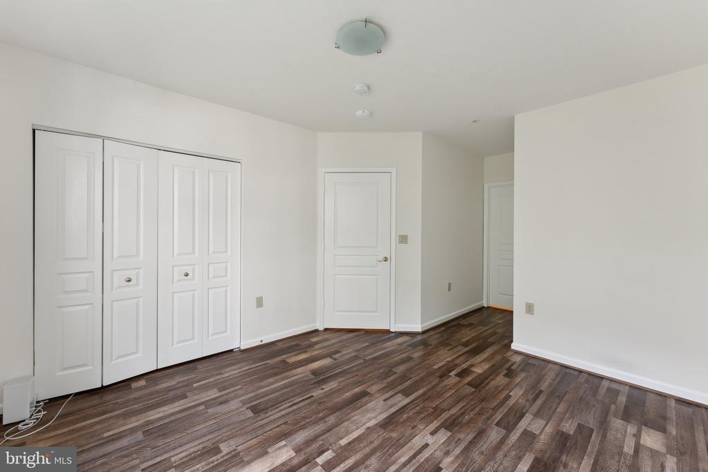 2204 Westcourt Ln #209