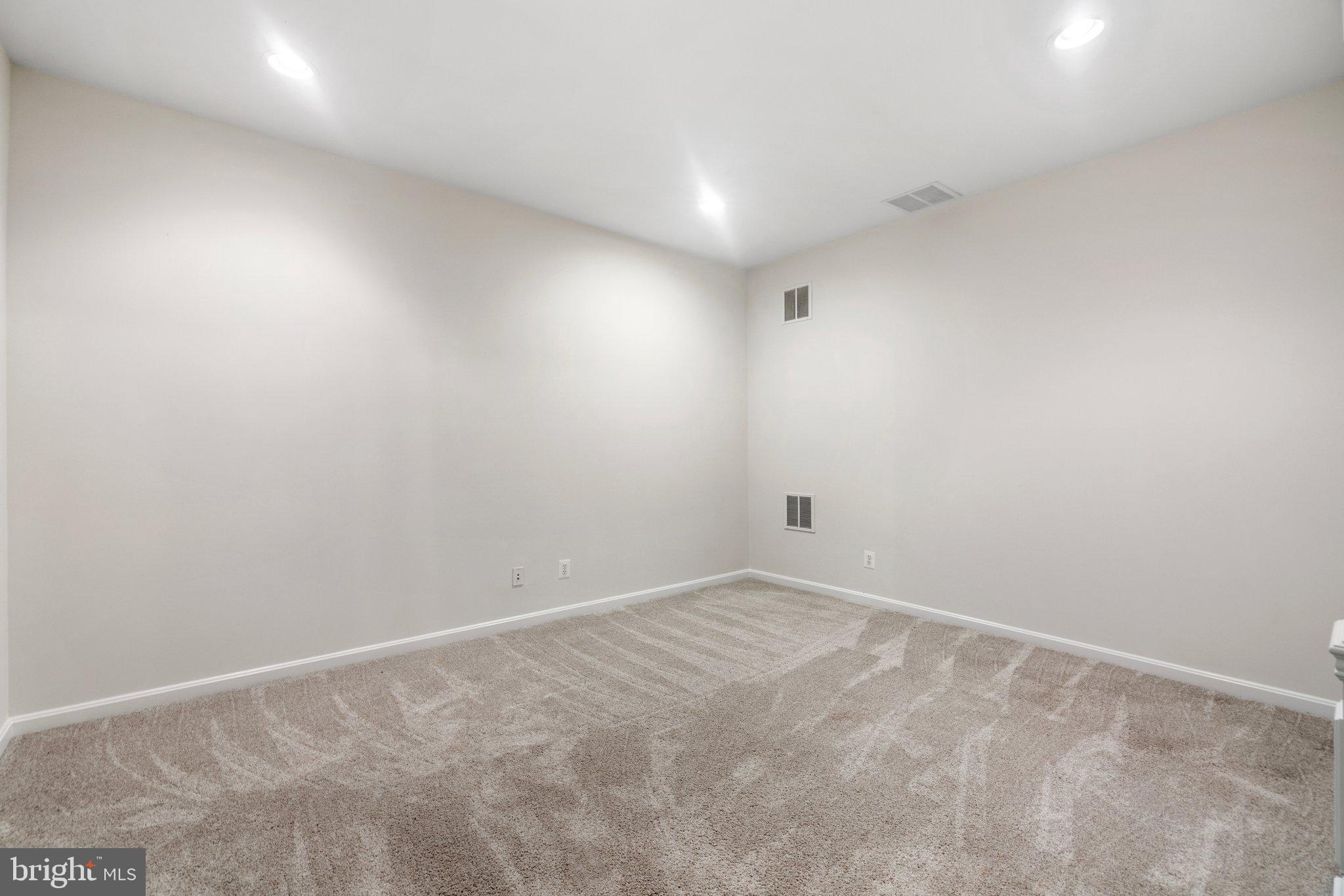 5106 Village Fountain Pl