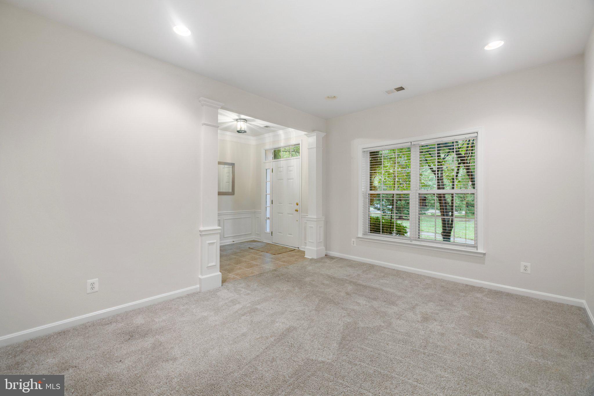 5106 Village Fountain Pl