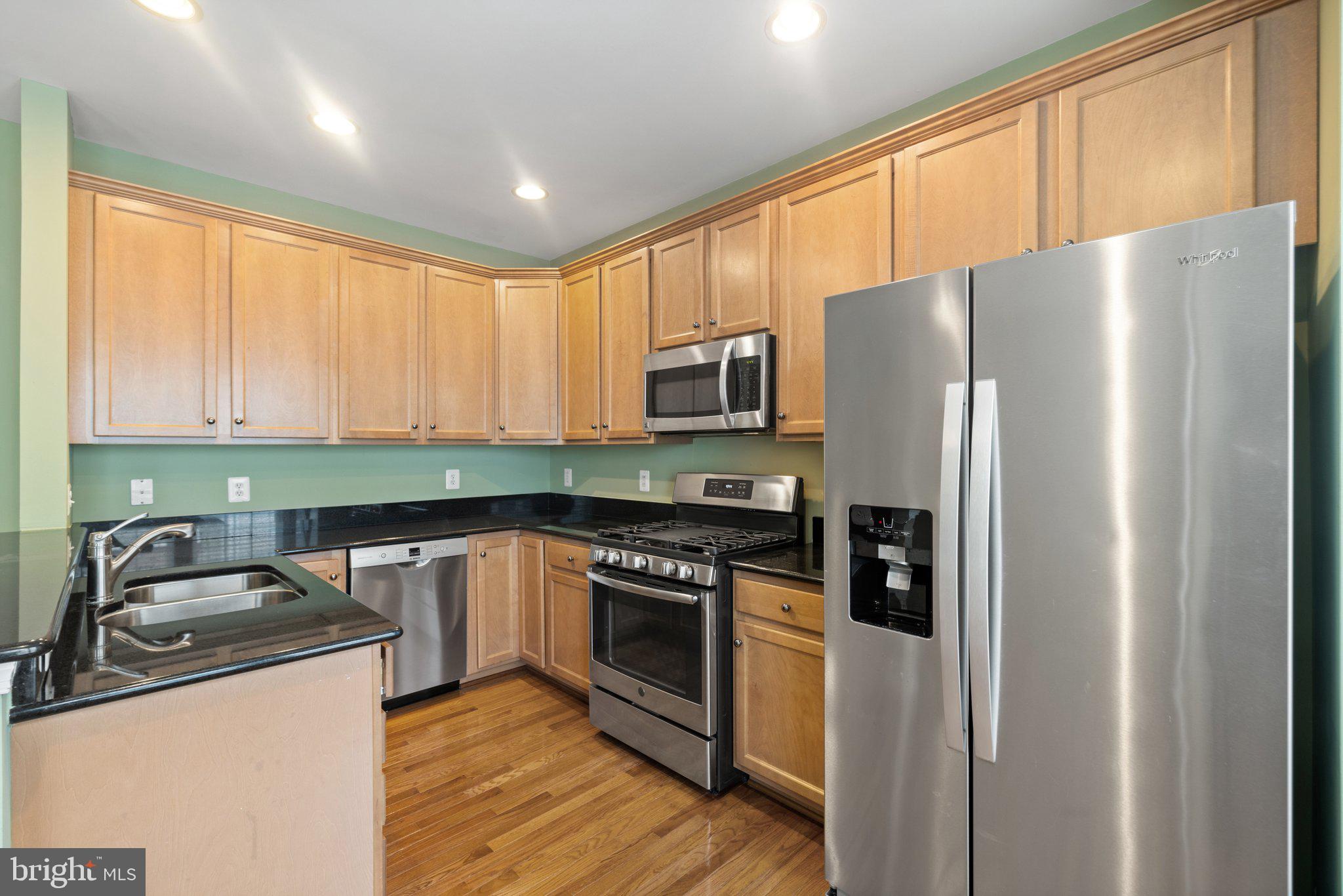 5106 Village Fountain Pl