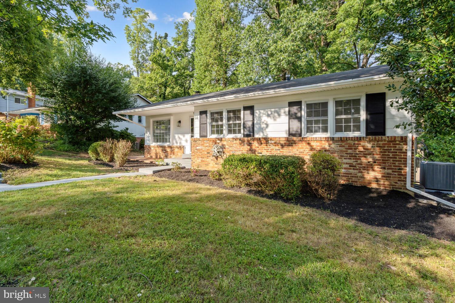 9508 Babson Ct