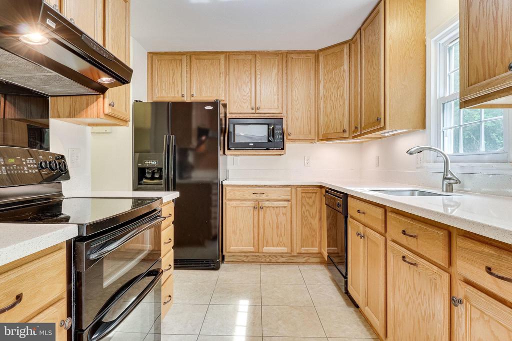 4809 TABARD PL