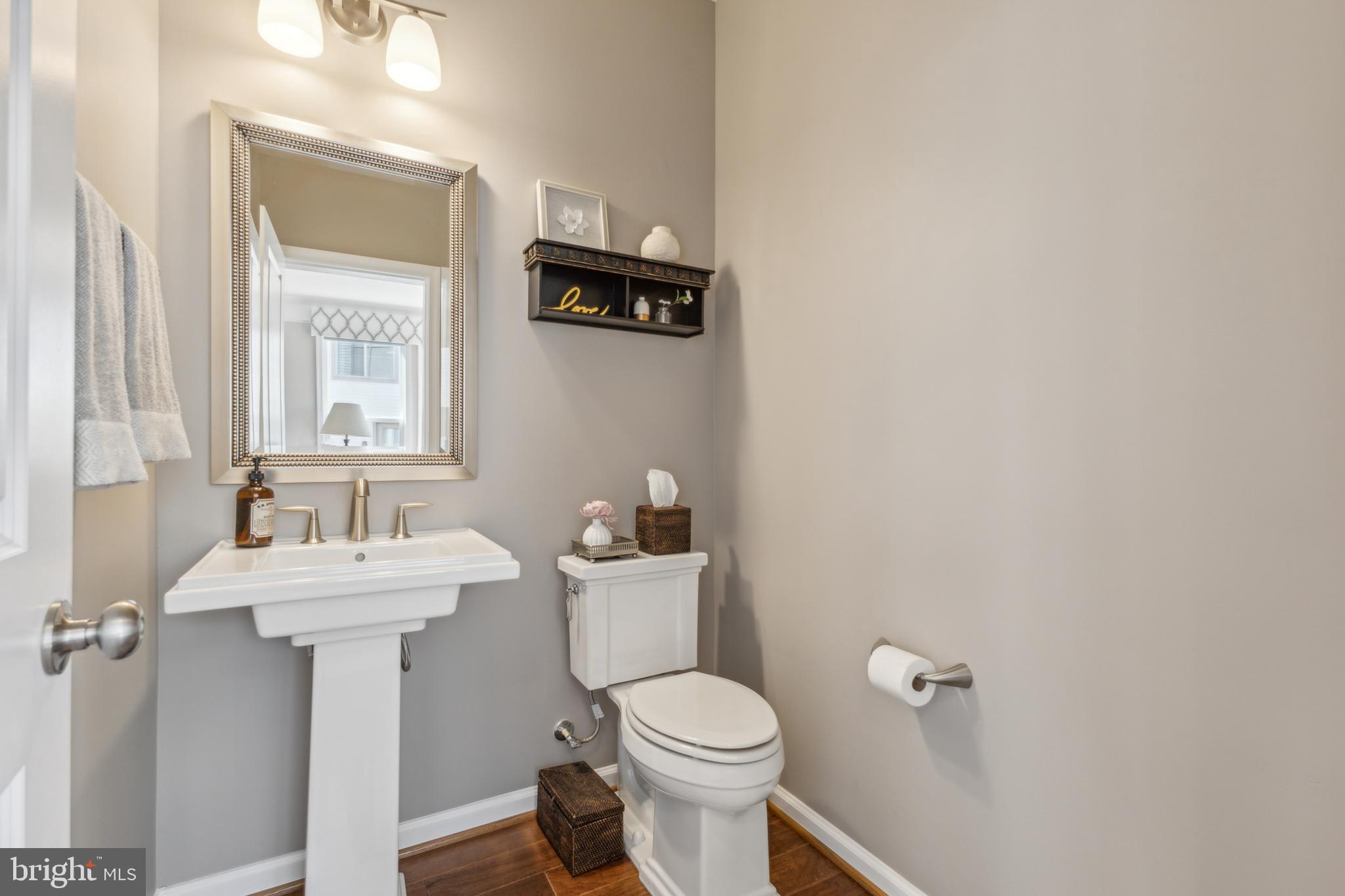 4838 Garden View Ln