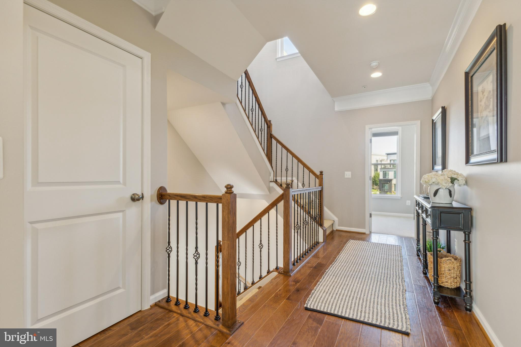 4838 Garden View Ln
