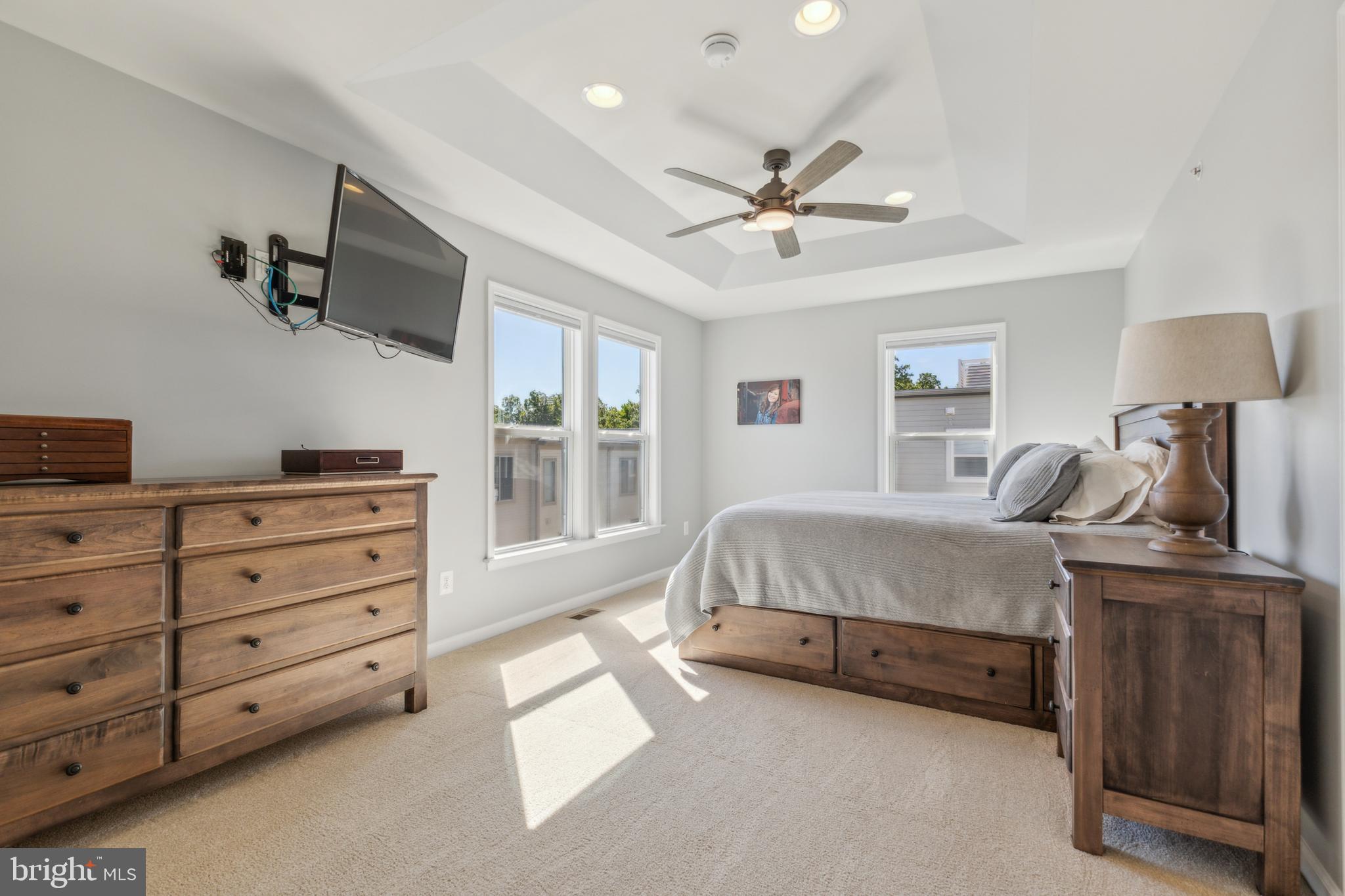 4838 Garden View Ln