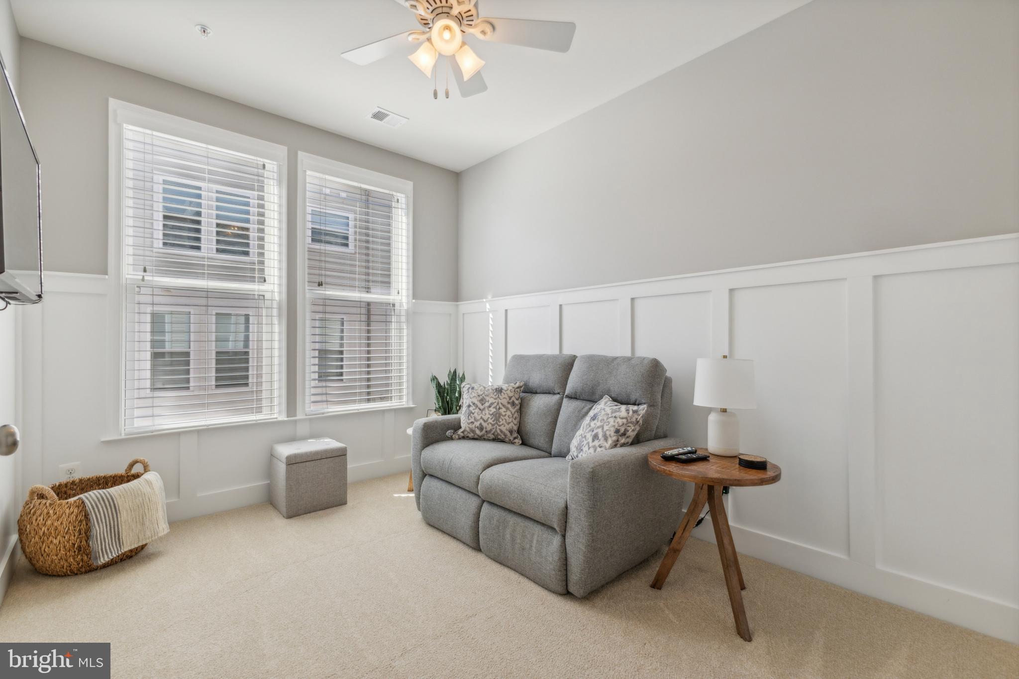 4838 Garden View Ln